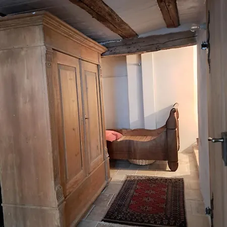 Romantisches Dinkelsbuehler Altstadthaeuschen Inklusive Badewanne Lägenhet *
