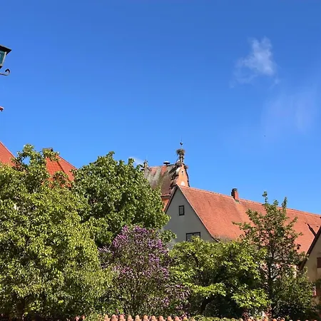 Romantisches Dinkelsbuehler Altstadthaeuschen Inklusive Badewanne *